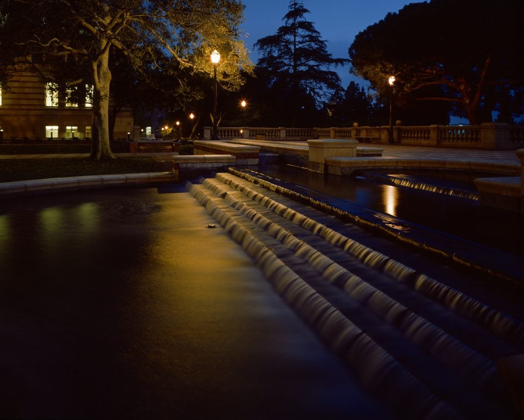 shapiro fountain at night